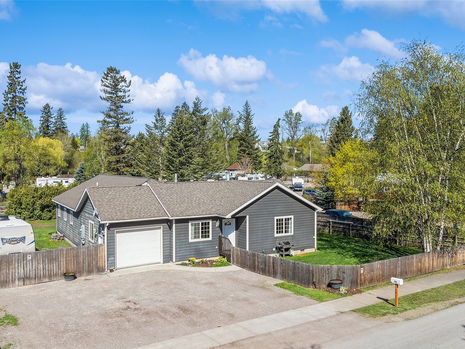 1020 3rd Ave E Columbia Falls, MT 59912 - Thumbnail 2