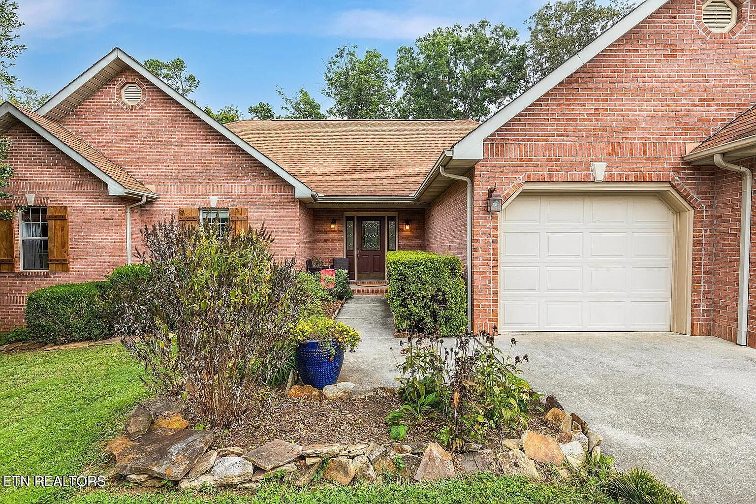 1601 Northfield Dr Maryville, TN 37804 - Thumbnail 2