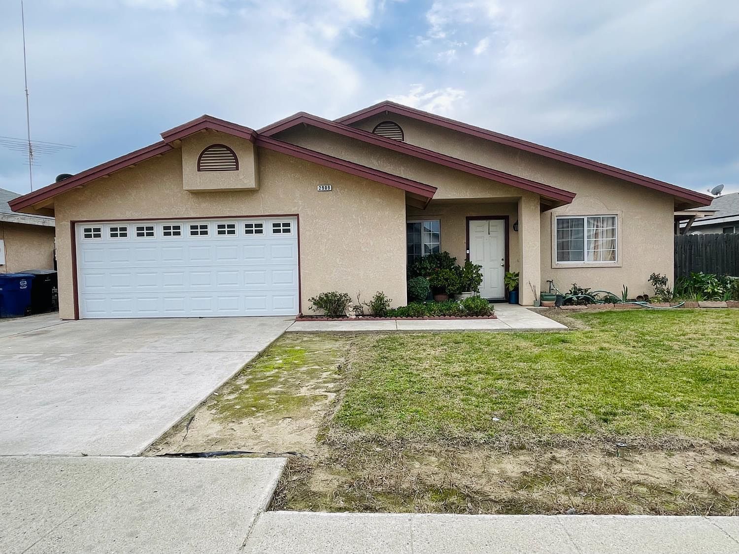 2909 W Freeland St Caruthers, CA 93609 - Thumbnail 2