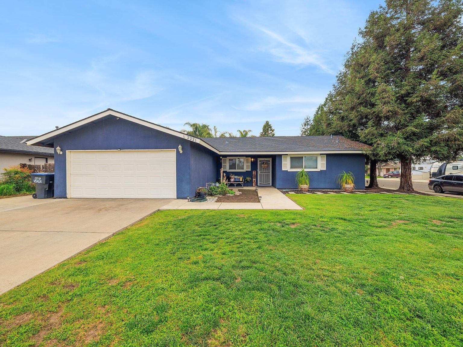 2221 S Akers St Visalia, CA 93277  | Single Family