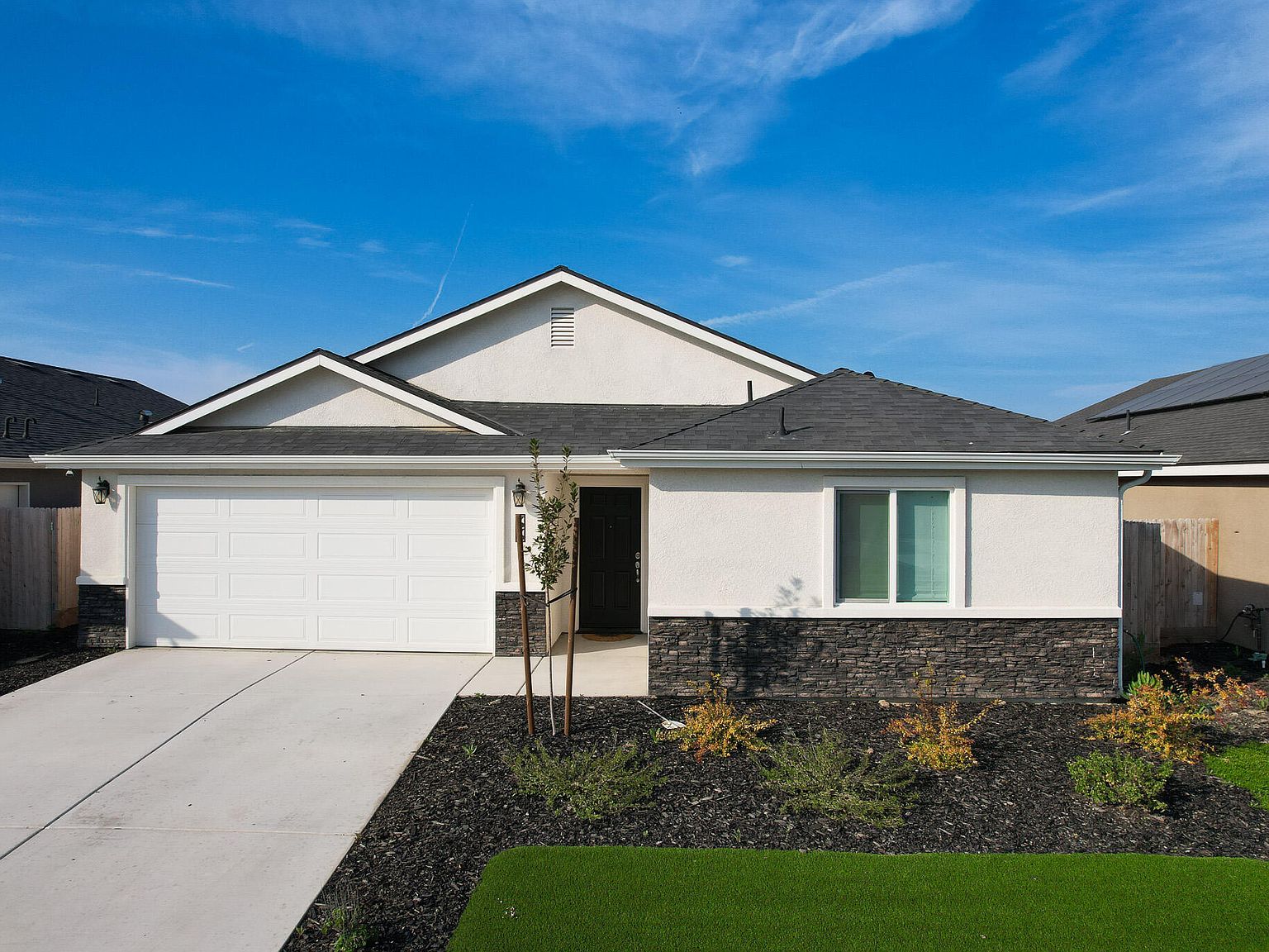 7070 Elm St Visalia, CA 93291  | Single Family