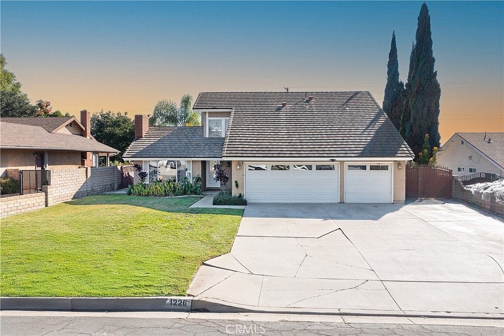 1226 Stratford Ln San Dimas, CA 91773 - Thumbnail 2