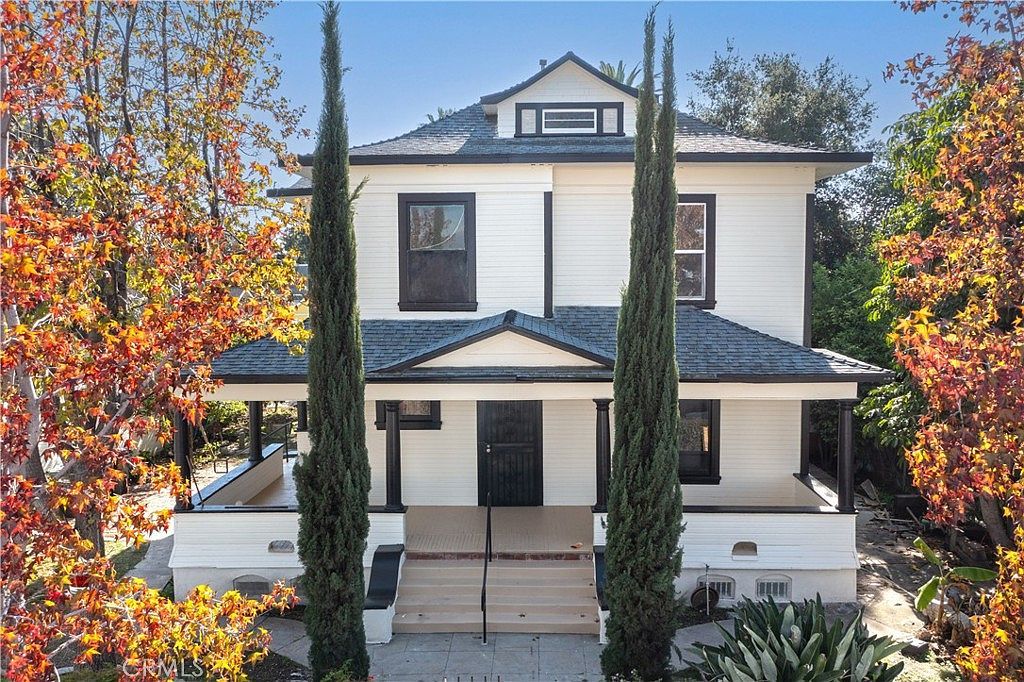 724 W 2nd St Pomona, CA 91766 - Thumbnail 2