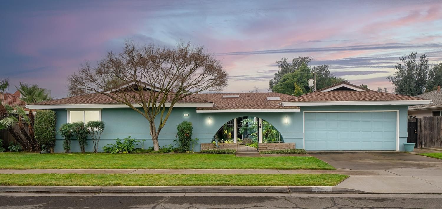 353 W Ellery Way Fresno, CA 93704 - Thumbnail 2