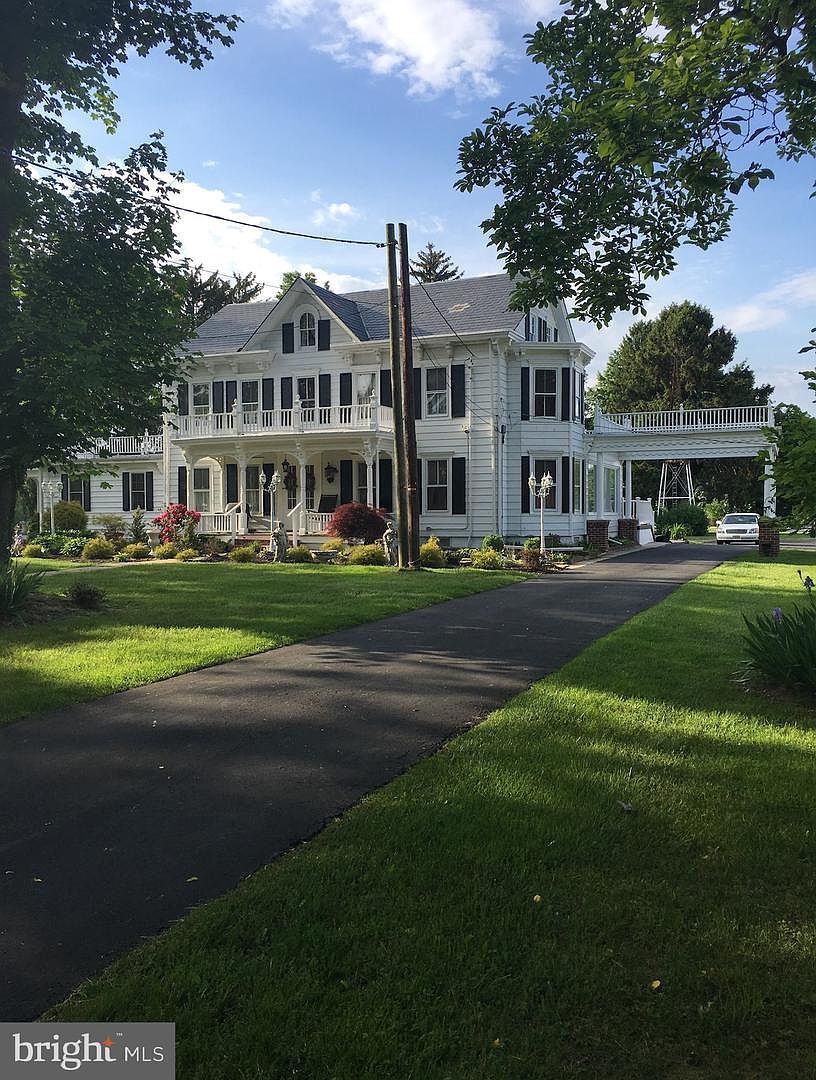 77 Petty Rd Cranbury, NJ 08512 - Thumbnail 2