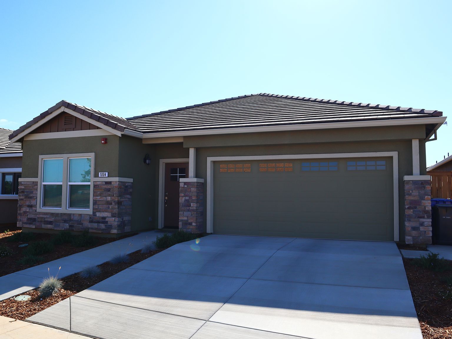 1040 Hogan Rd Galt, CA 95632 - Thumbnail 2