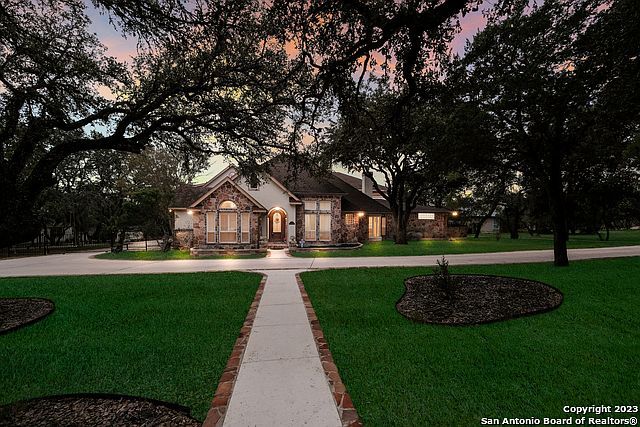 20725 Wahl Ln San Antonio, TX 78266 - Thumbnail 2