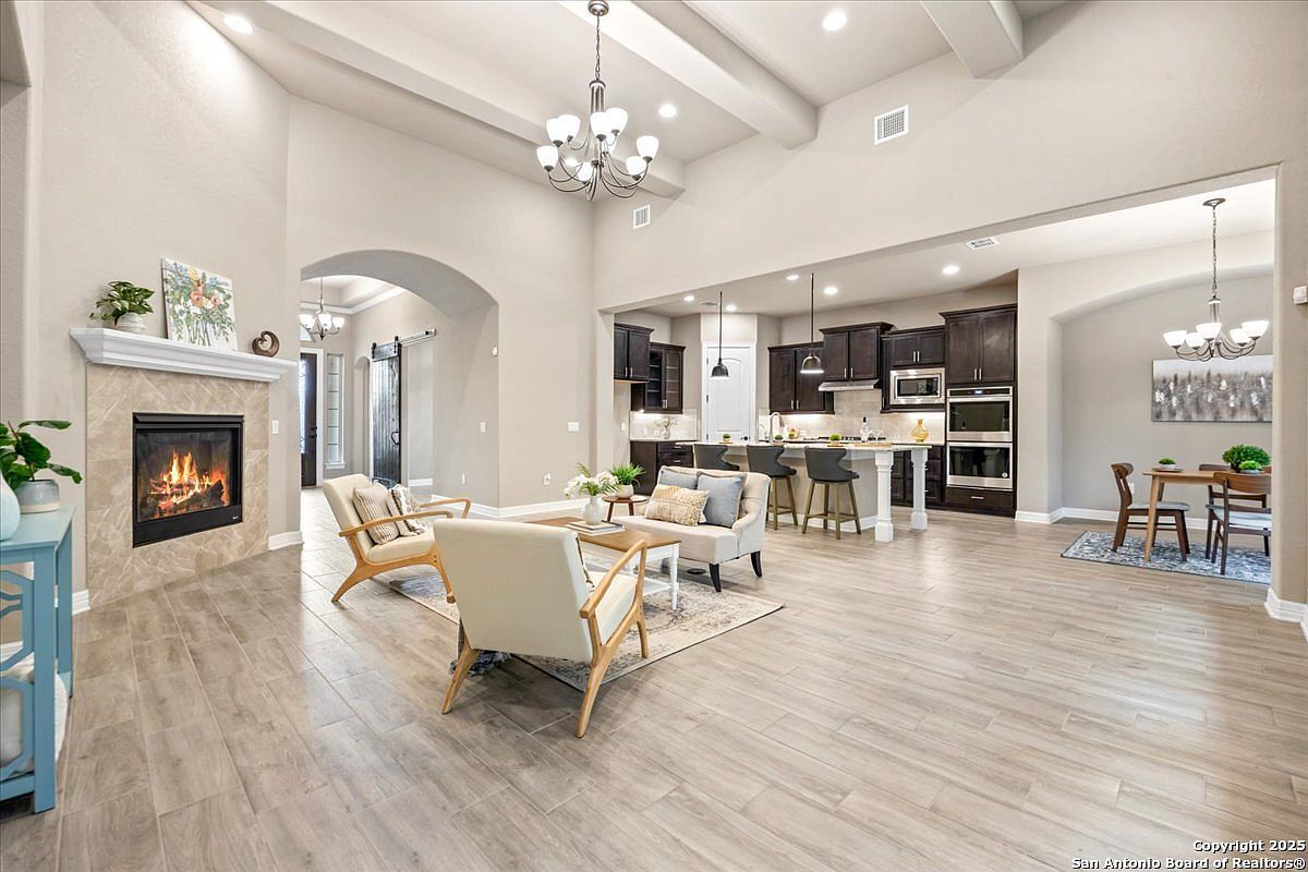 1622 Buttonwood San Antonio, TX 78260 - Thumbnail 2