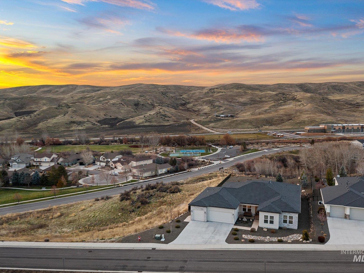 19011 N Eaglestone Pl Boise, ID 83714 - Thumbnail 2