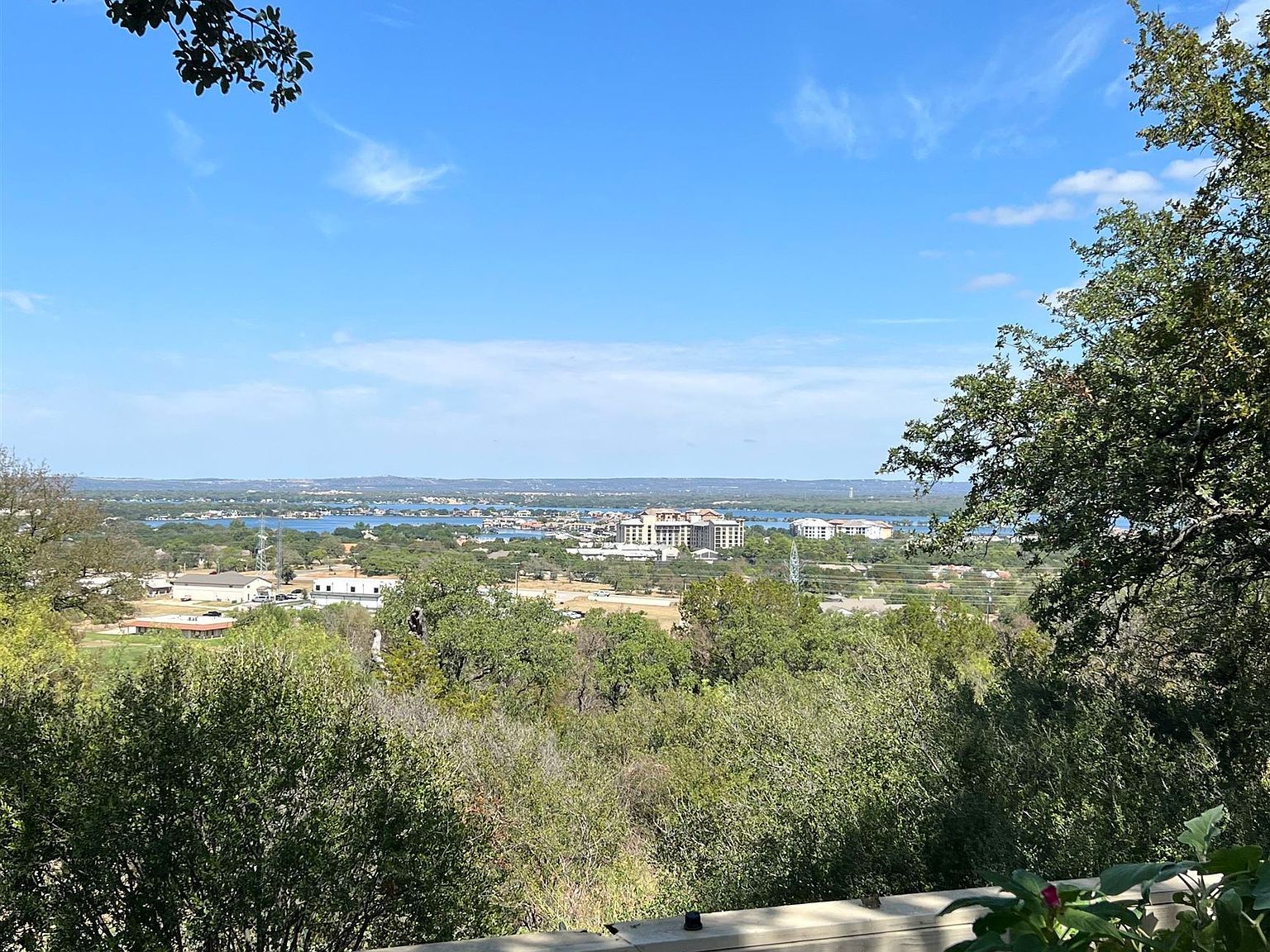 300 Poker Chip UNIT 11 Horseshoe Bay, TX 78657 - Thumbnail 2