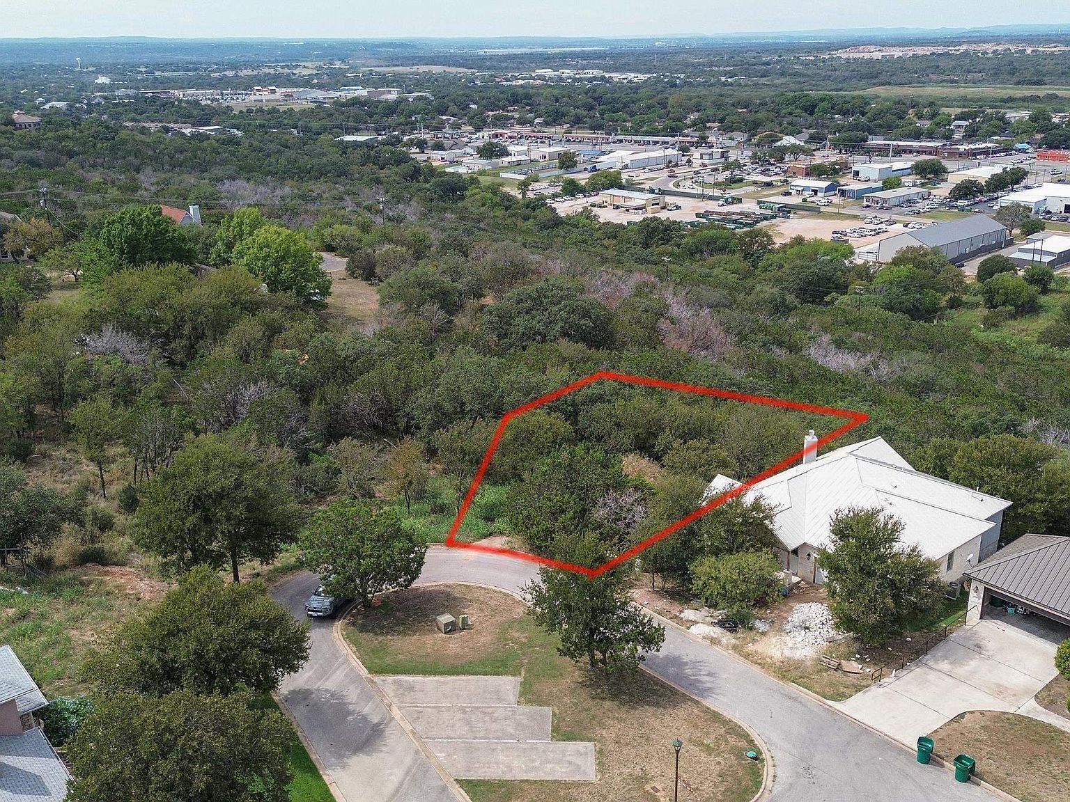 1108 Monterrey Oak Cir Marble Falls, TX 78654 - Thumbnail 2