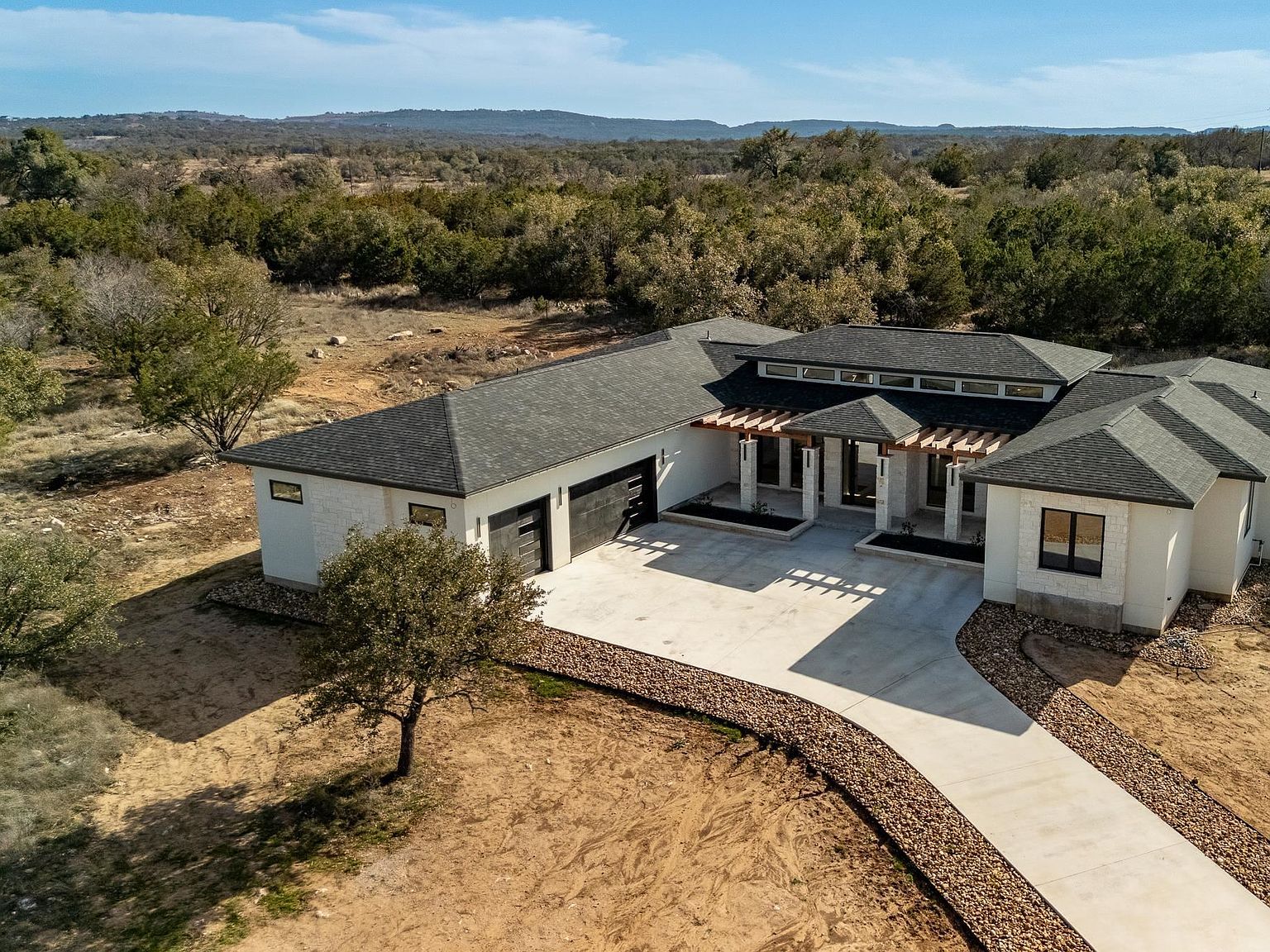 6425 W Ranch Rd #962-W Round Mountain, TX 78663 - Thumbnail 2