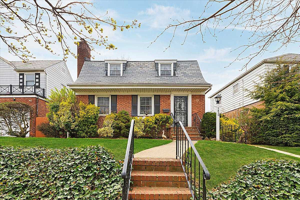 58-20 217th Street, Bayside, NY 11364, USA - Thumbnail 2