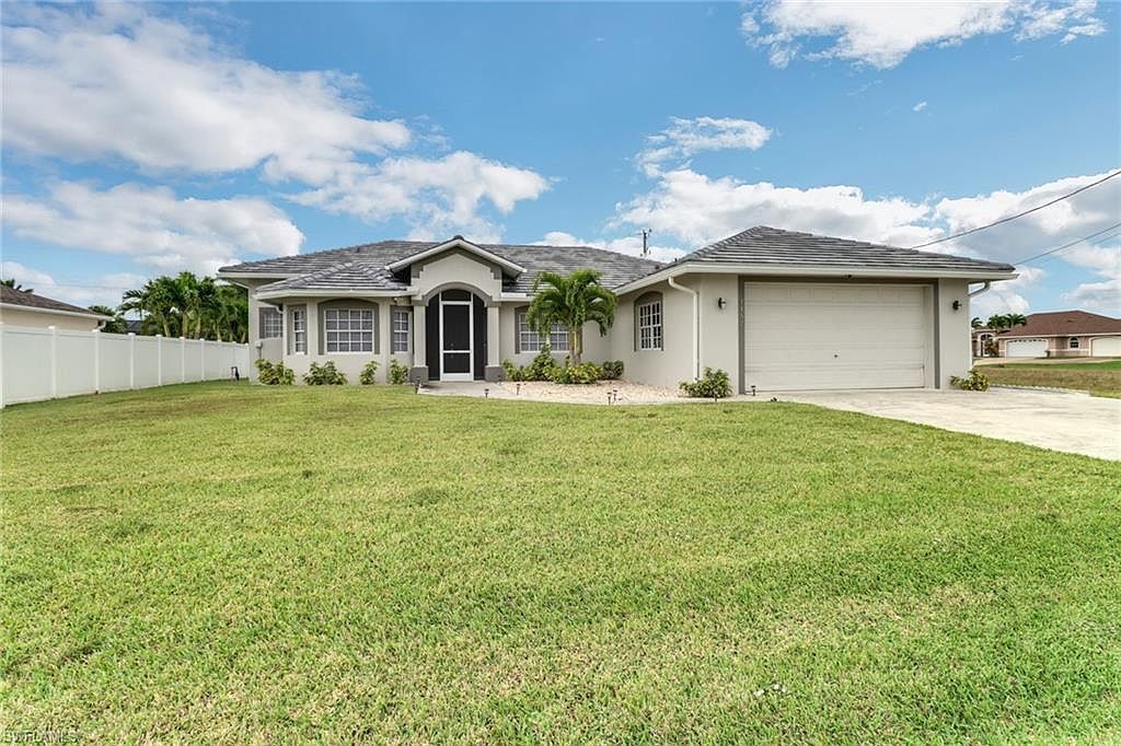 1152 Mohawk Pkwy Cape Coral, FL 33914 - Thumbnail 2