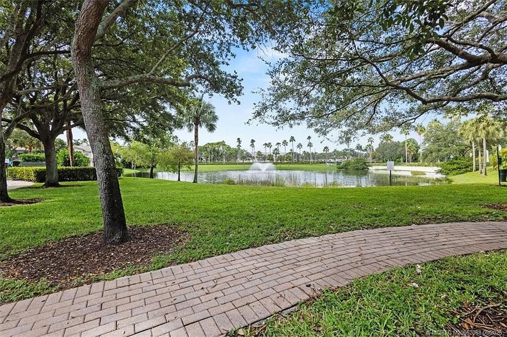 3023 Alcazar Pl APT 201 Palm Beach Gardens, FL 33410 - Thumbnail 2