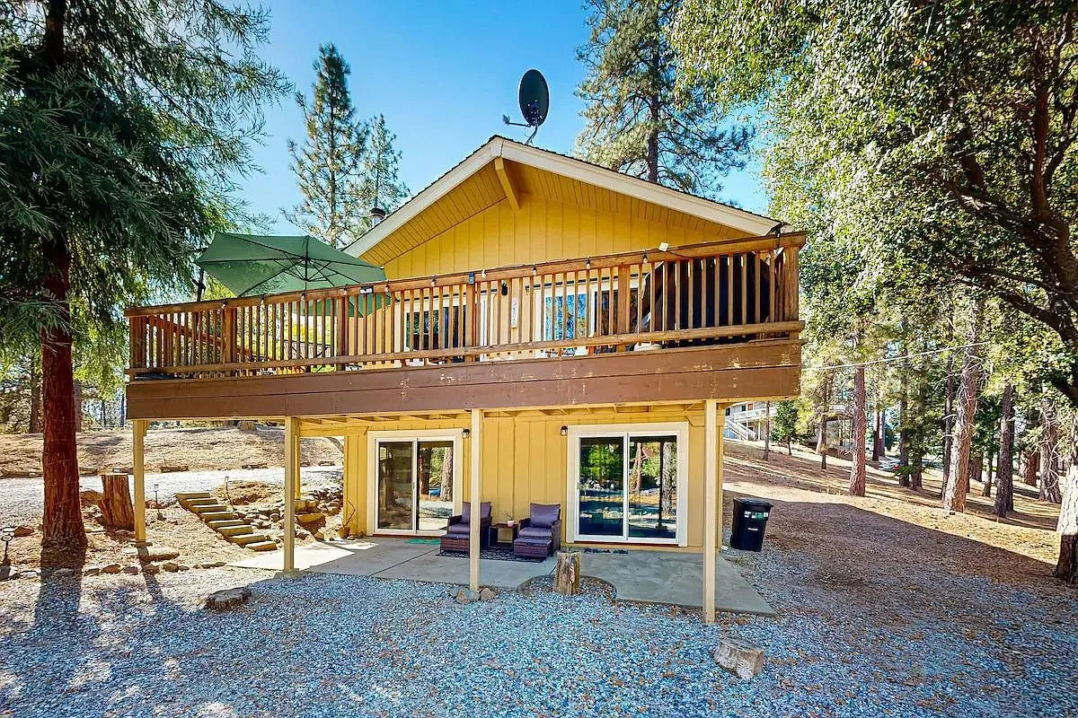 19385 Ferretti Rd Groveland, CA 95321  | Single Family