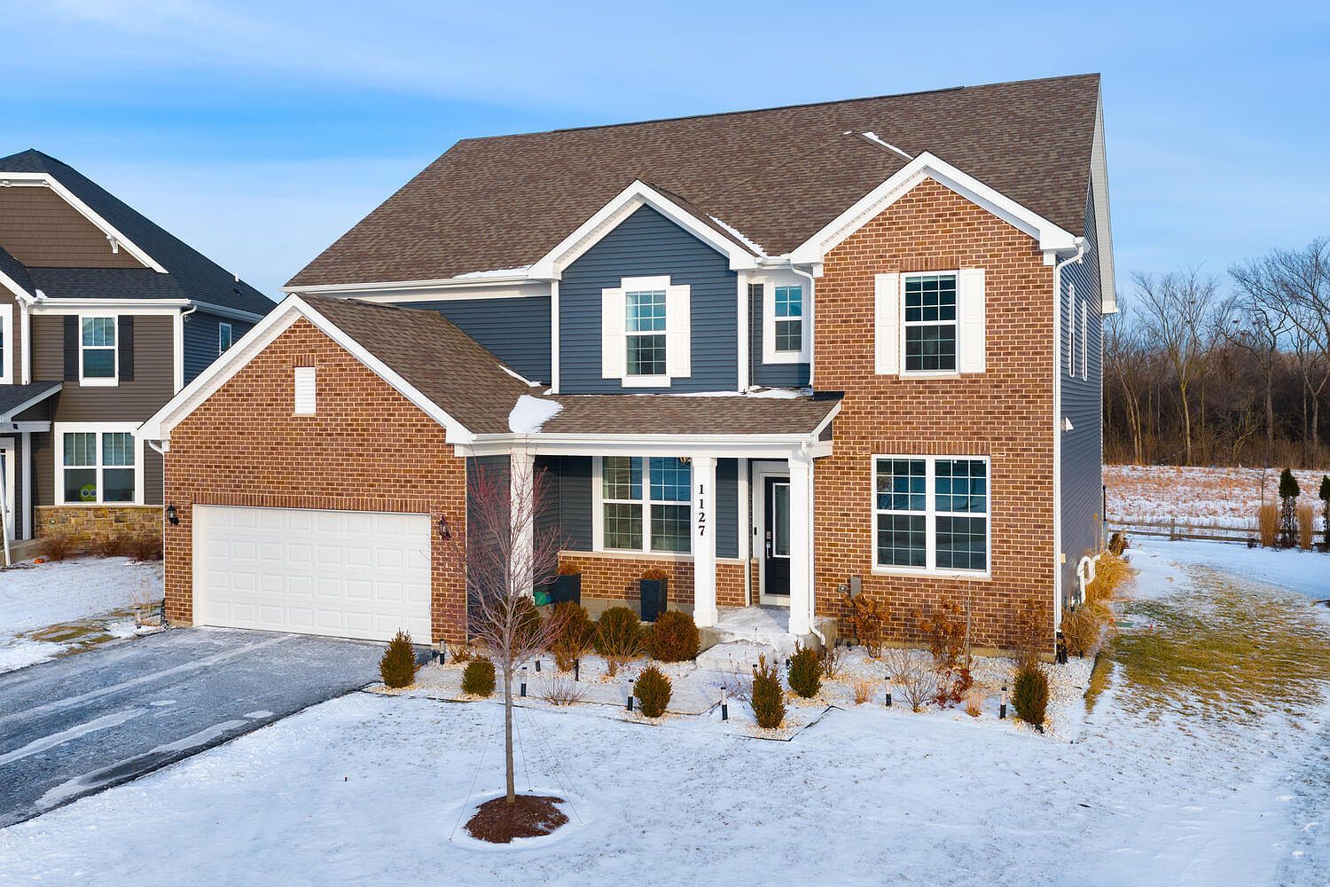 1127 Hibbard Rd Naperville, IL 60563 - Thumbnail 2