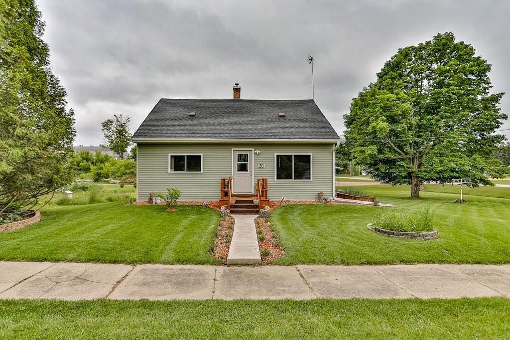 406 Flint Ave Mattoon, WI 54450 - Thumbnail 2