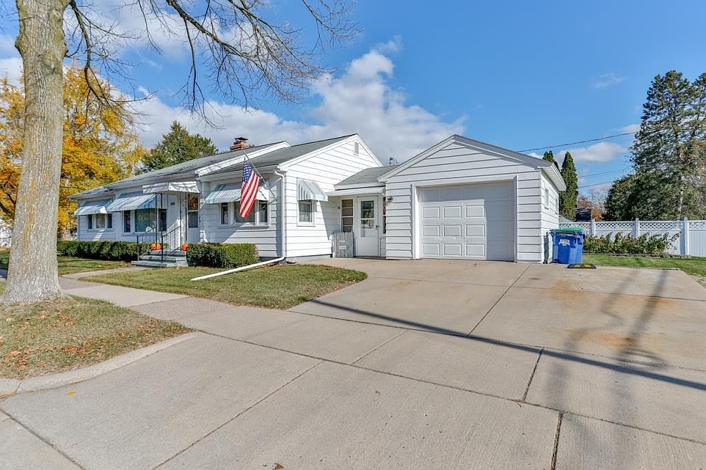 2201 Zimmerman St Wausau, WI 54403 - Thumbnail 2