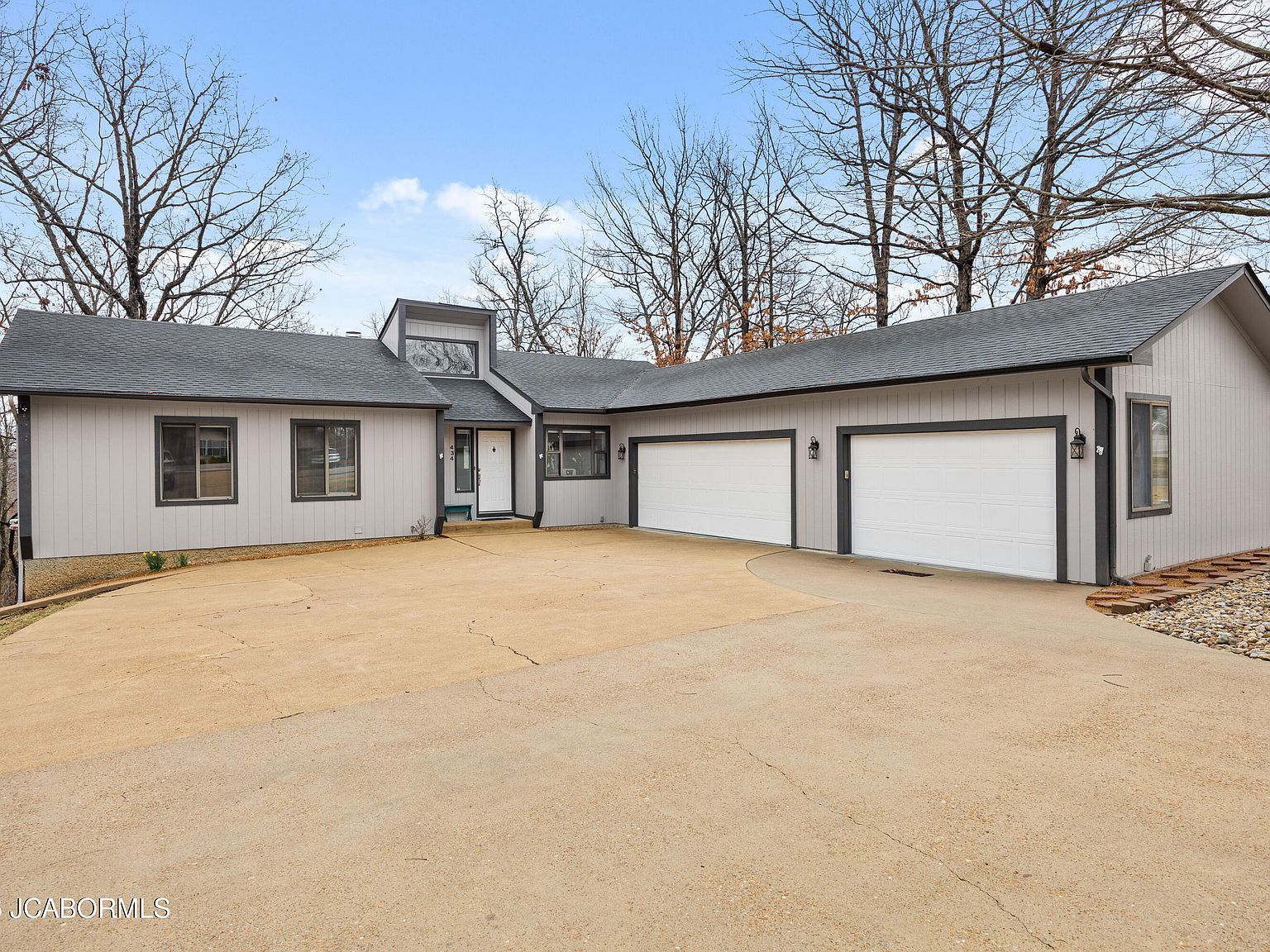 434 Cherokee Rd Lake Ozark, MO 65049  | Single Family