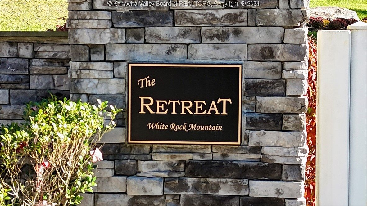 97 White Rock Trl Caldwell, WV 24925 - Thumbnail 2