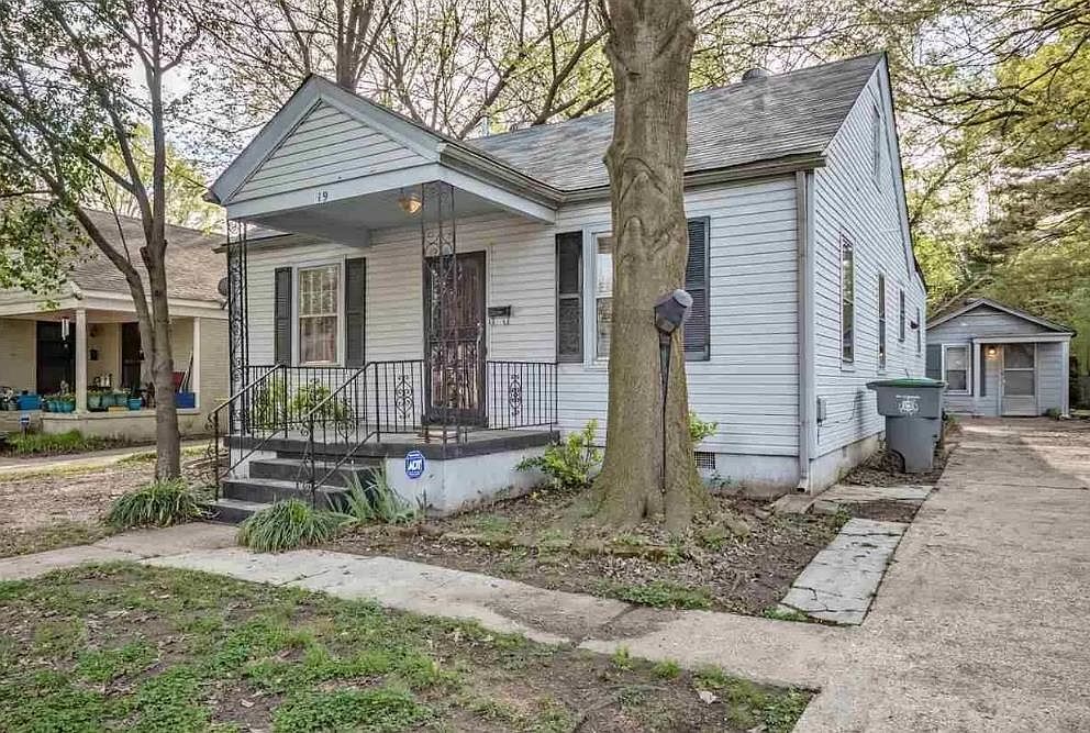 19 S Merton St Memphis, TN 38112 - Thumbnail 2