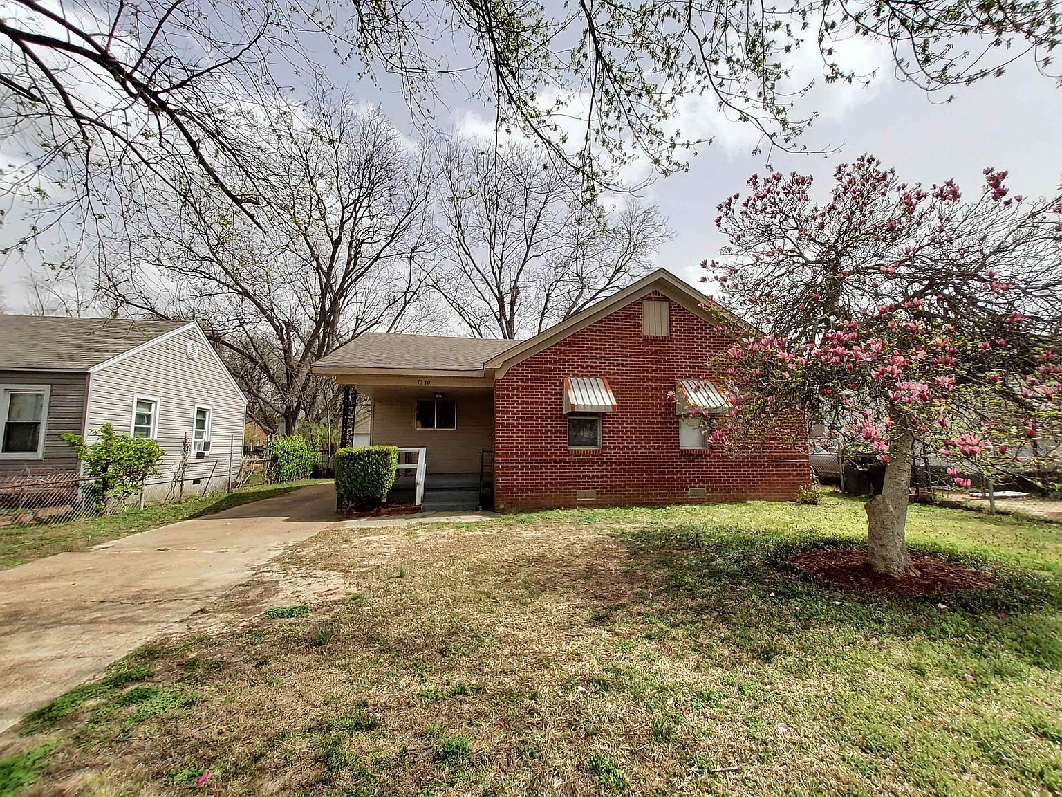 1370 Isabelle St Memphis, TN 38122 - Thumbnail 2