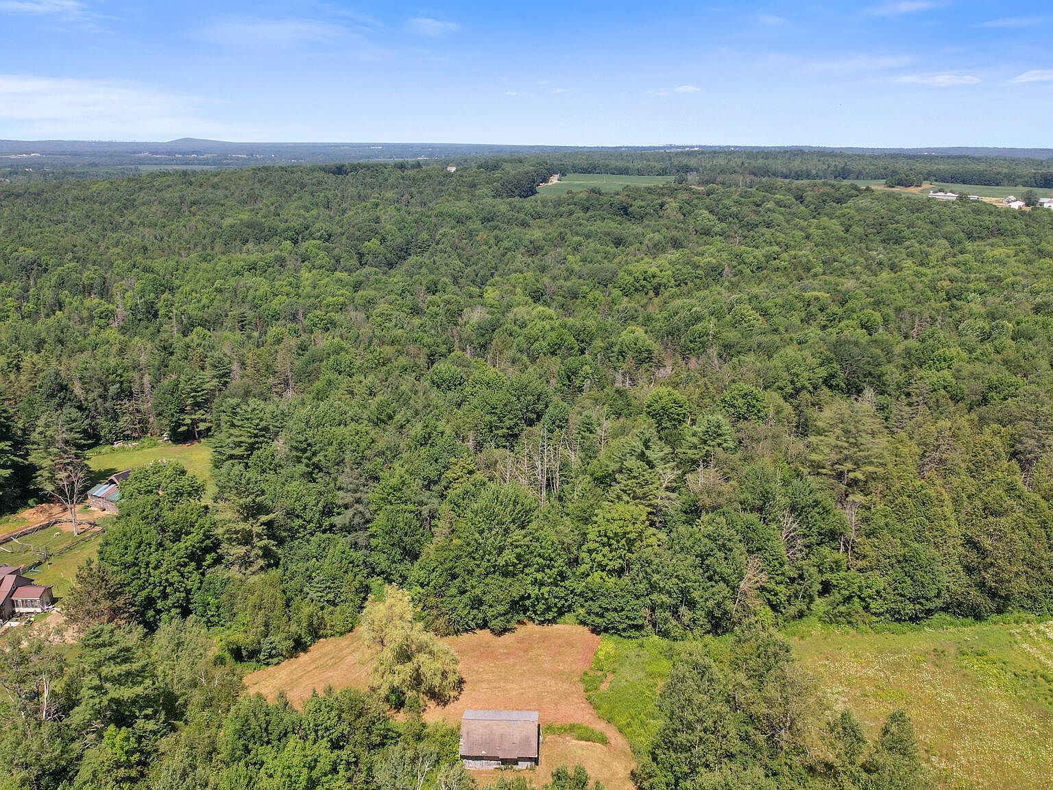 1149 Avenue Rd Exeter, ME 04435 - Thumbnail 2