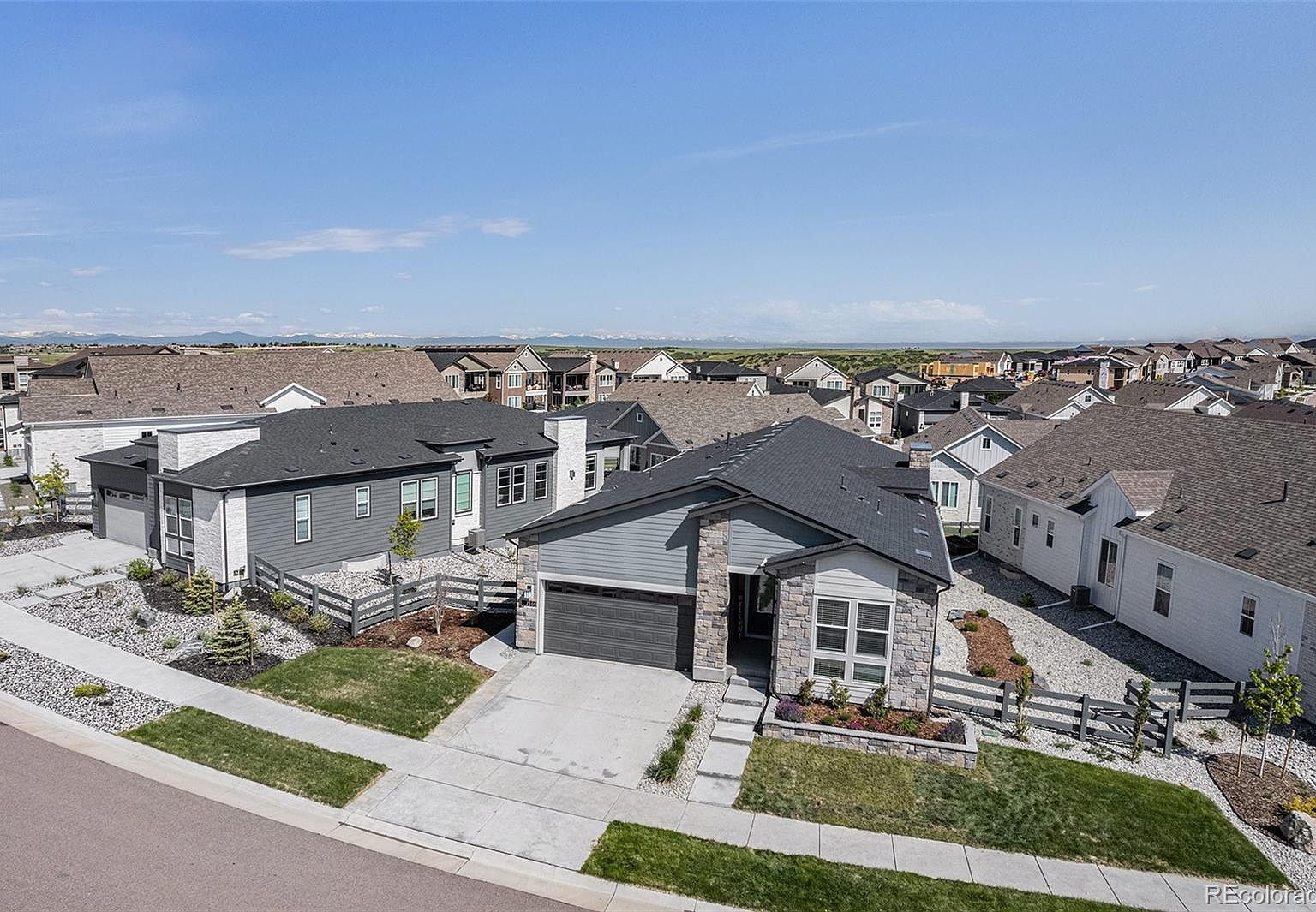 7169 Canyon Sky Trl Castle Pines, CO 80108 - Thumbnail 2