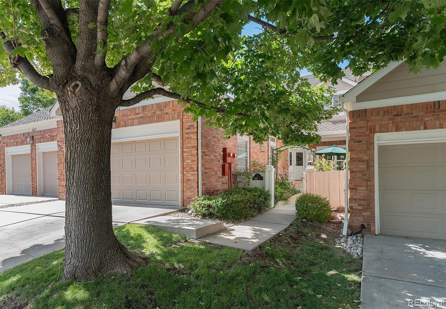 9873 Greensview Cir Lone Tree, CO 80124 - Thumbnail 2