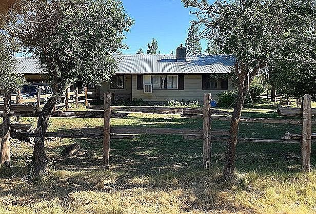 41195 Brown Rd Fall River Mills, CA 96028 - Thumbnail 2