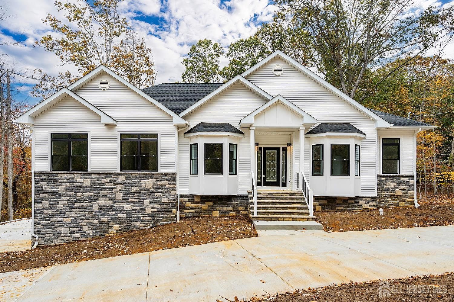 34 Mill Rd Manalapan, NJ 07726 - Thumbnail 2