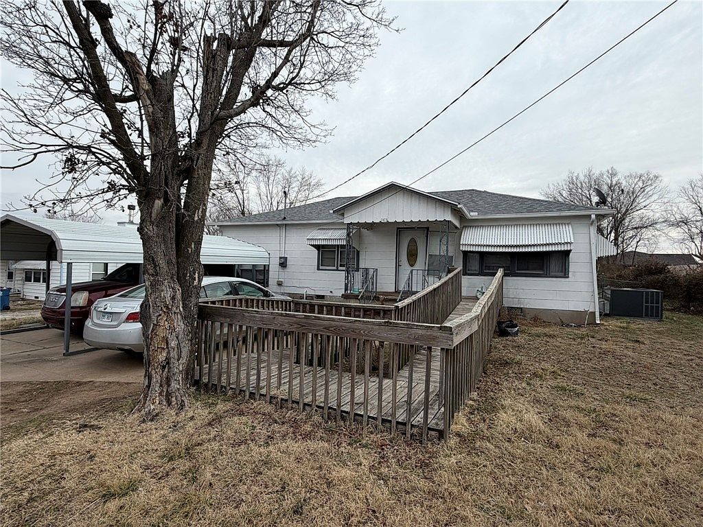 1413 Rex Ave Joplin, MO 64801 - Thumbnail 2