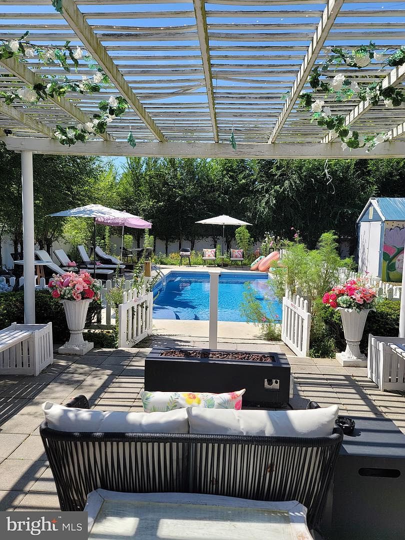 24 Estate Rd Lumberton, NJ 08048 - Thumbnail 2