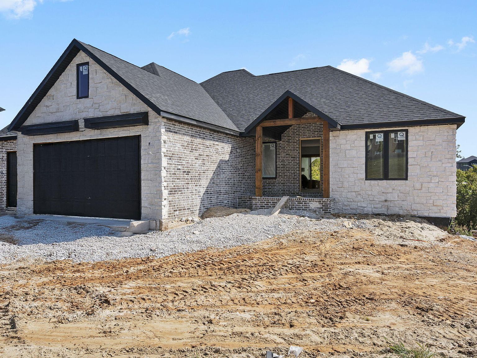 5990 S Clay Ave Springfield, MO 65810 - Thumbnail 2