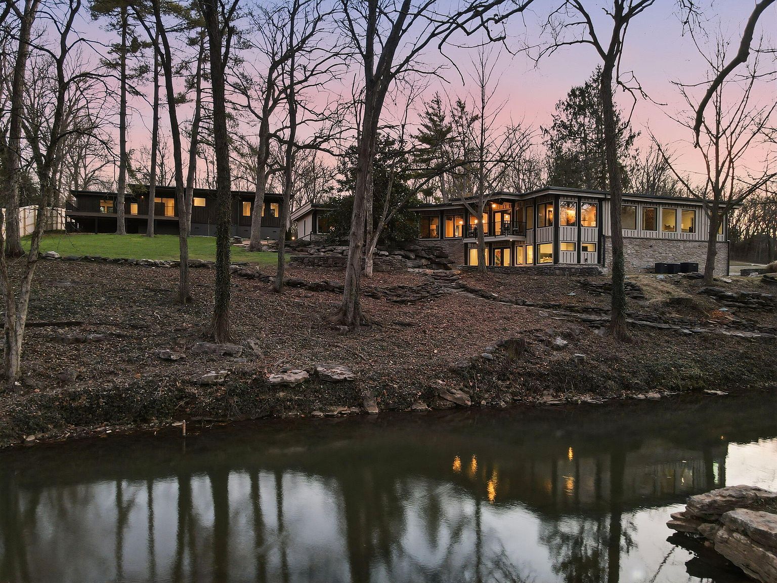 1318 S Jones Mill Ln Springfield, MO 65809 - Thumbnail 2