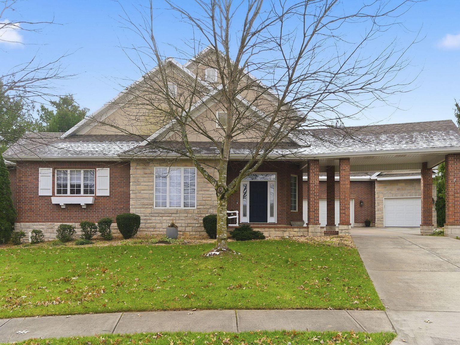 759 N Summercreek Ct Springfield, MO 65802 - Thumbnail 2