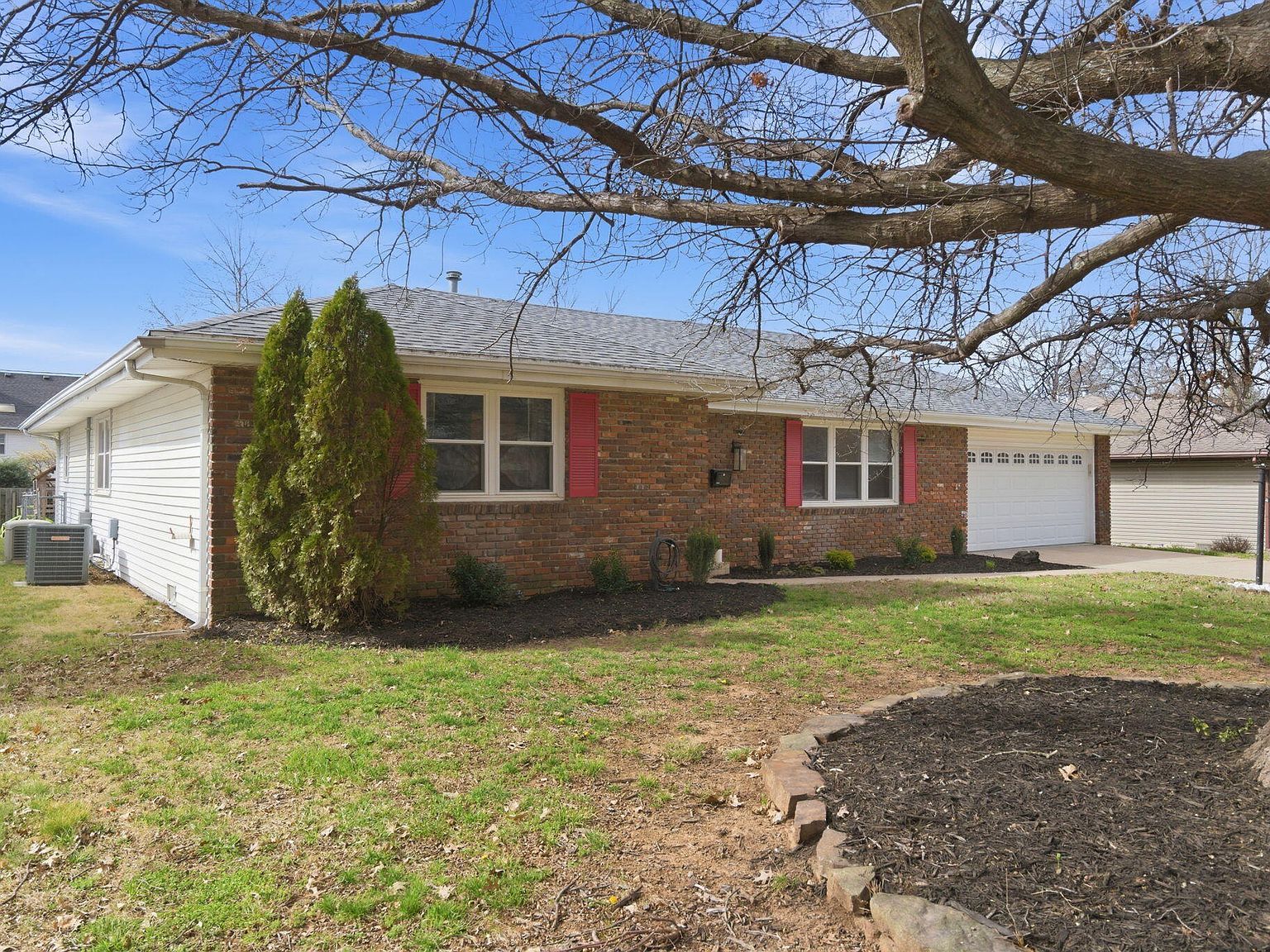 3056 E Rocklyn Rd Springfield, MO 65804 | Single Family
