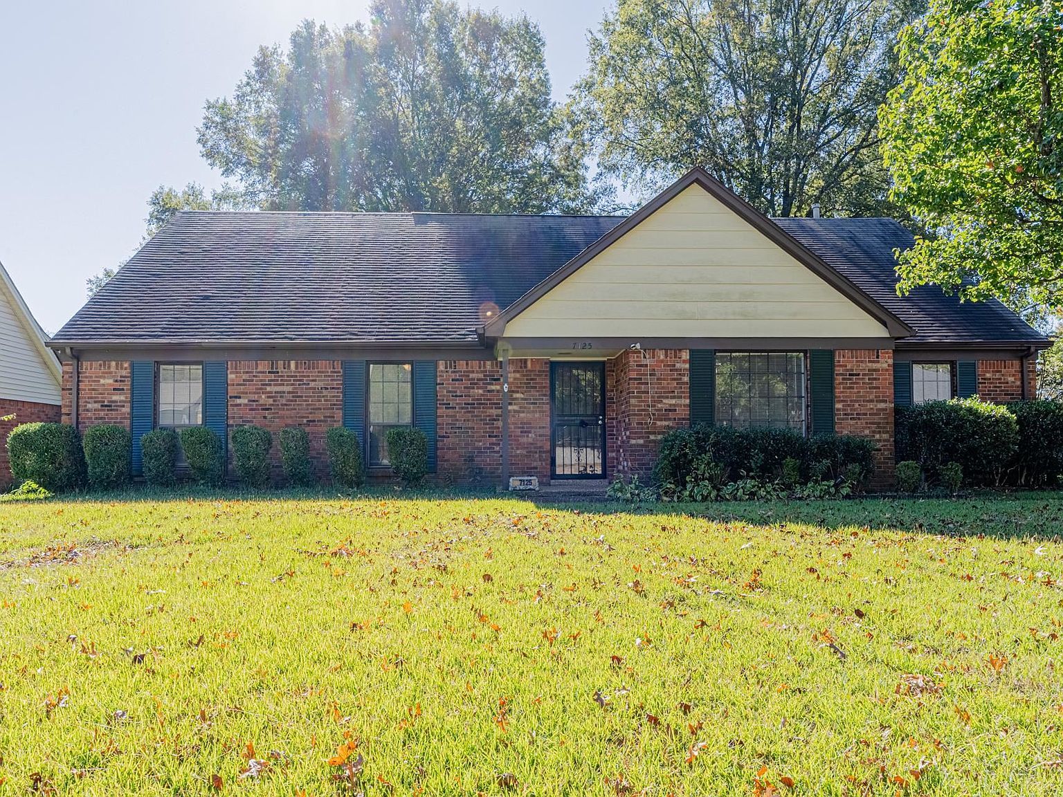 7125 Crestridge Rd Memphis, TN 38119 - Thumbnail 2