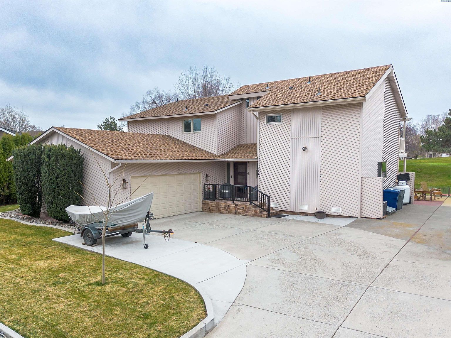 241 Pinetree Ln Richland, WA 99352 - Thumbnail 2