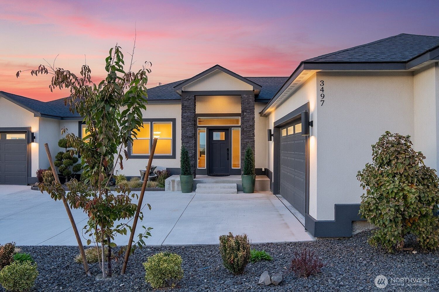 3497 Nicholas Ln West Richland, WA 99353 - Thumbnail 2