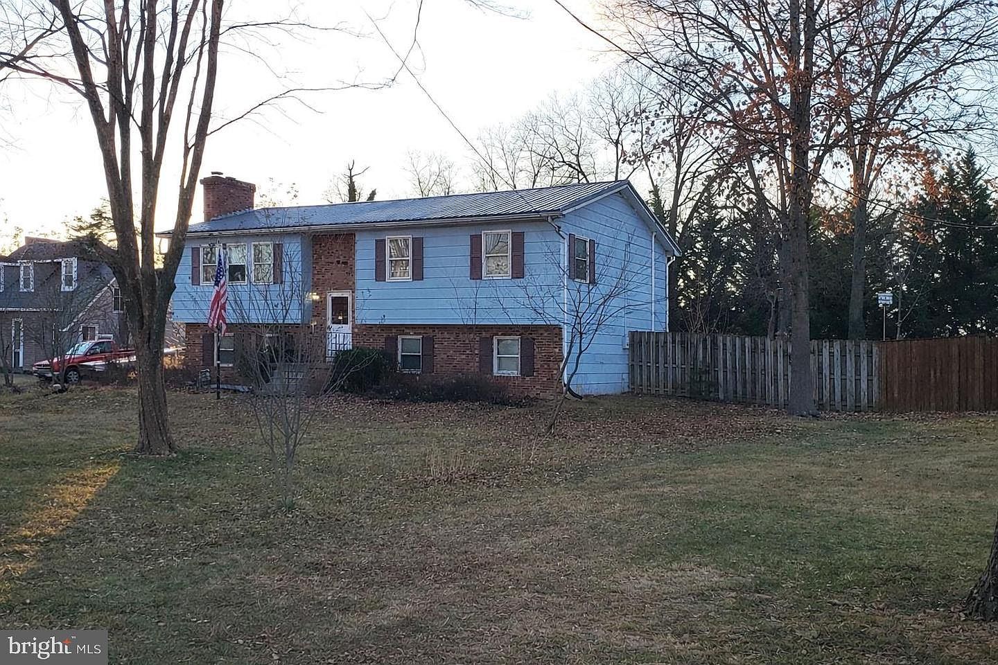 105 Wythe Ave Stephens City, VA 22655  | Single Family