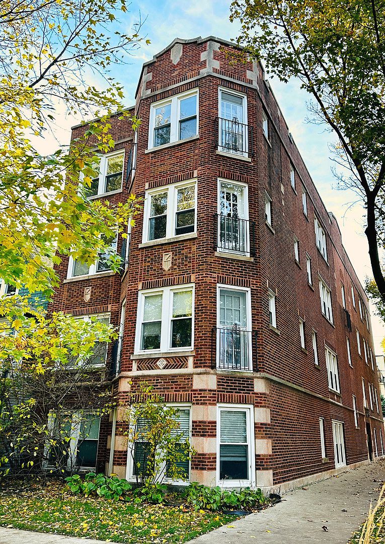 2303 W Winona St #2E Chicago, IL 60625 - Thumbnail 2