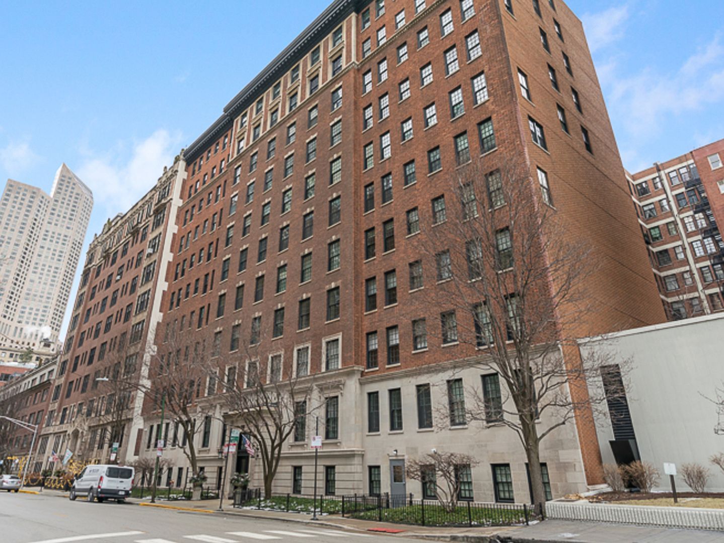 232 E Walton Pl #5E Chicago, IL 60611 - Thumbnail 2