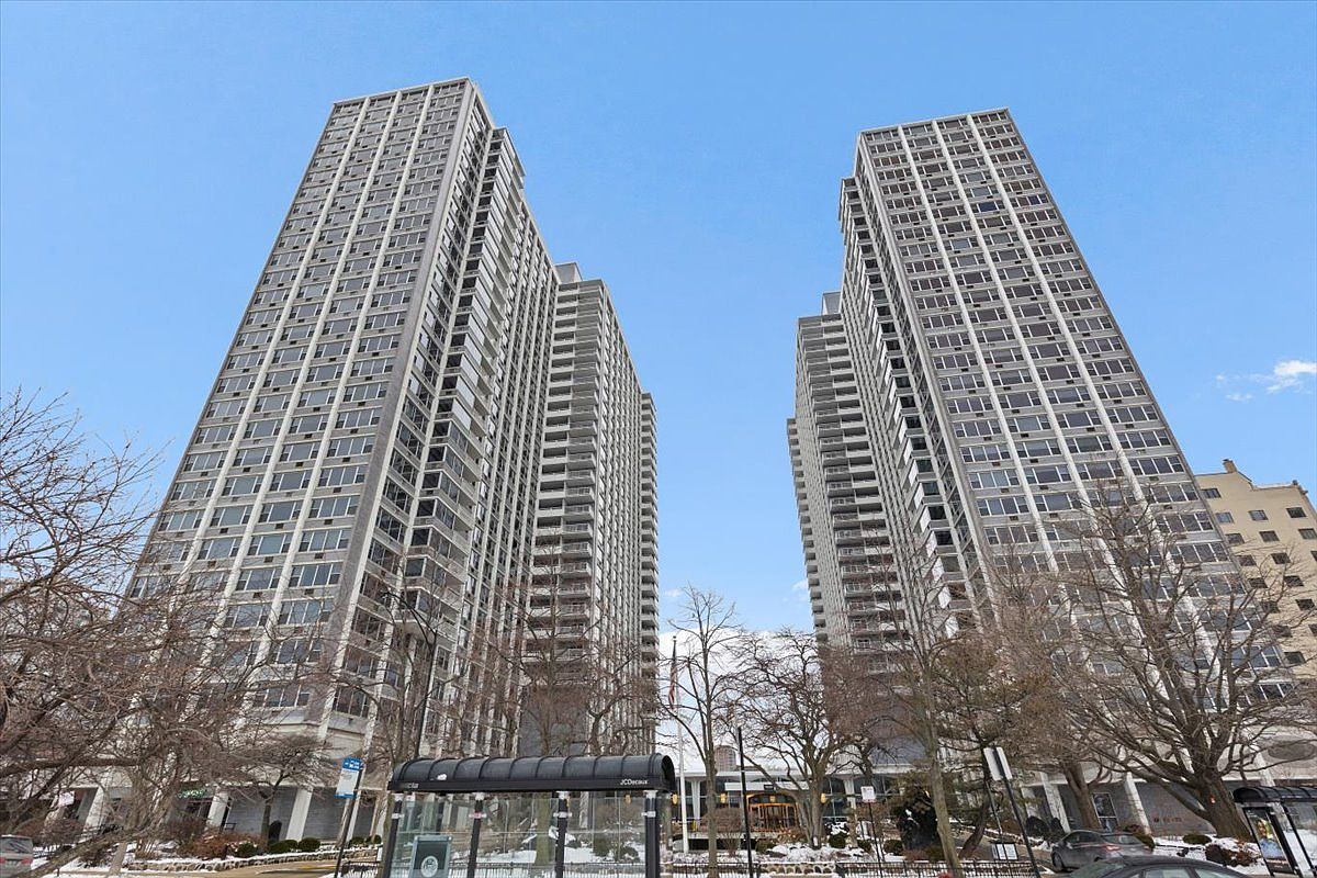 4250 N Marine Dr APT 906 Chicago, IL 60613 - Thumbnail 2