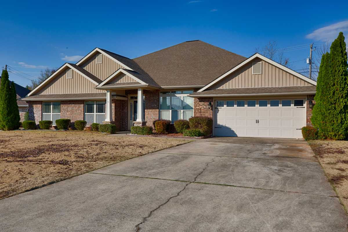 608 Summer Cove Circle Northwest, Madison, AL, USA, 35757  | Single Family
