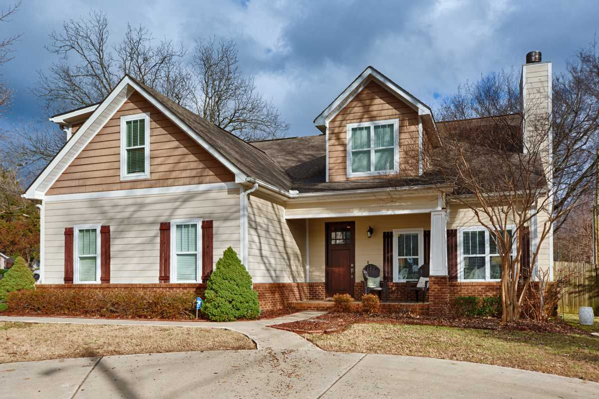 209 Surrey Road Southwest, Huntsville, AL, USA, 35801 - Thumbnail 2