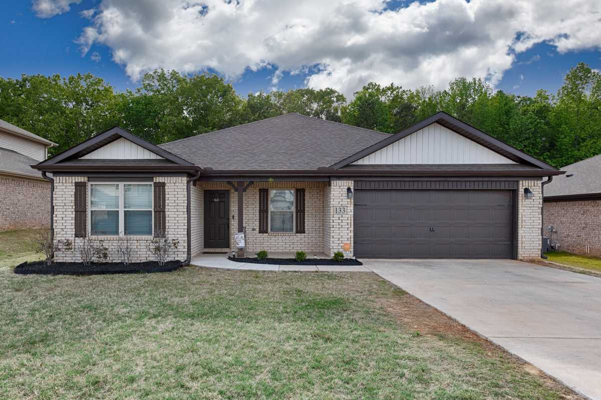 133 Heritage Way Drive, Toney, AL, USA, 35773  | Single Family