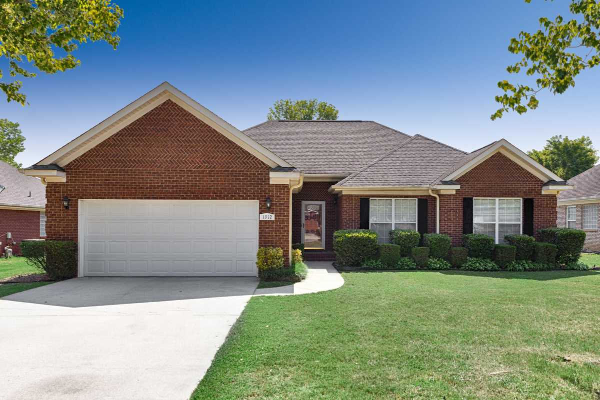 1912 Red Sunset Drive Southwest, Decatur, AL, USA, 35603  | Single Family
