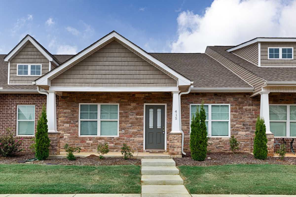 415 Edgebrook Drive, Madison, AL, USA, 35756  | Town Home